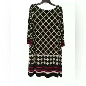 Jessica Howard B/W Geometric Print Dress Size XL – 3/4 Sleeve, Shift Style